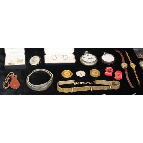 376 - A quantity of various gentlemen's cufflinks and a quantity of various jewellery including watches et... 