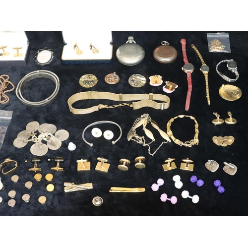 376 - A quantity of various gentlemen's cufflinks and a quantity of various jewellery including watches et... 