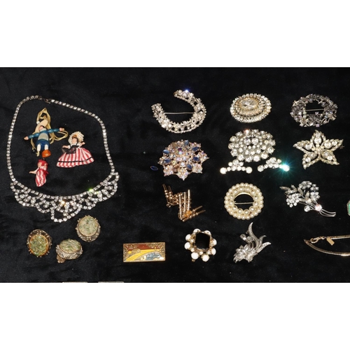 419 - 3 gold plated hinged bangles and a quantity of various costume and other jewellery, including coins