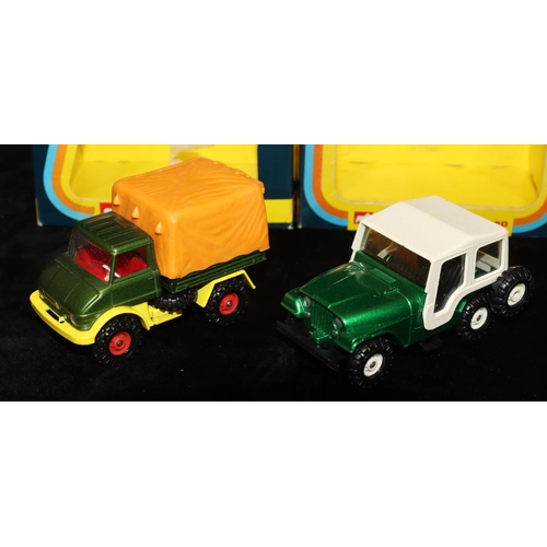 499 - A Corgi Unimog 406 (boxed) and a Corgi CJ-5 Jeep 419 (boxed) (2)