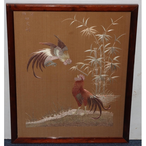 511 - An Oriental silk panel depicting 2 birds with bamboo decoration, signed, in mahogany frame, 50.5cm x... 