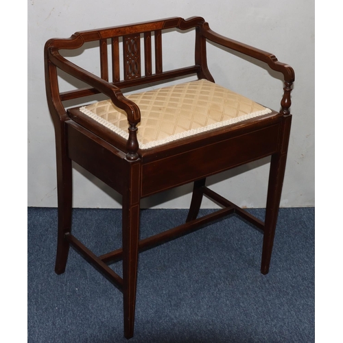 578 - An Edwardian mahogany 2-handled piano stool with inlaid stringing and banding, overstuffed hinged se... 