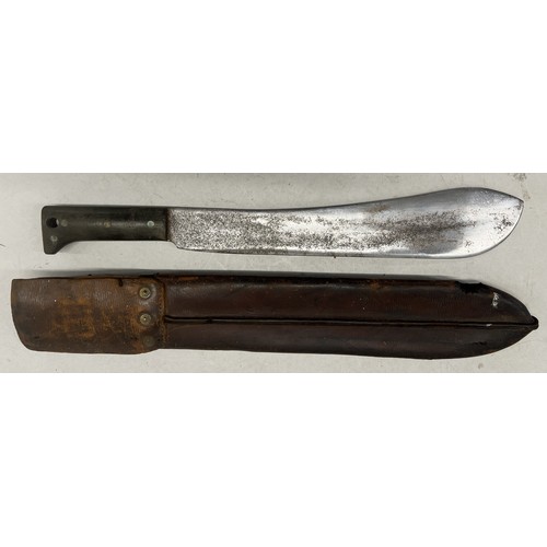 516 - A Burmese style machete with horn handle and leather sheath, 50cm long without sheath