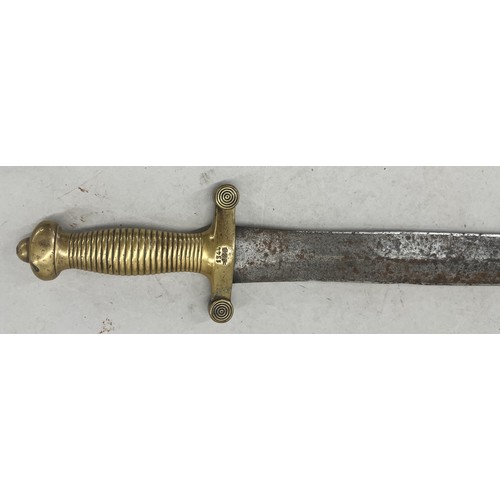 517 - A Continental heavy brass handled short double edged sword with reeded handle, 63.5cm long