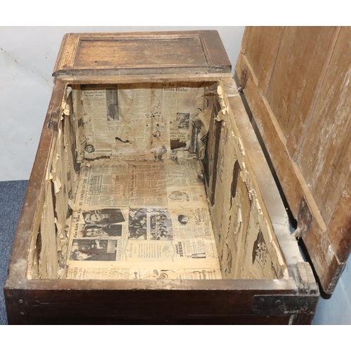 570 - An 18th Century oak coffer with 4 panelled front, part hinged lid (original hinges but no lock), on ... 