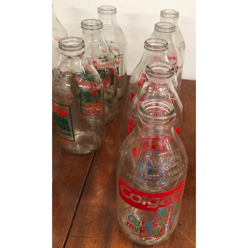 1012 - 30 various vintage glass advertising milk bottles including Colgate, Kellogg's Corn Flakes, Get the ... 