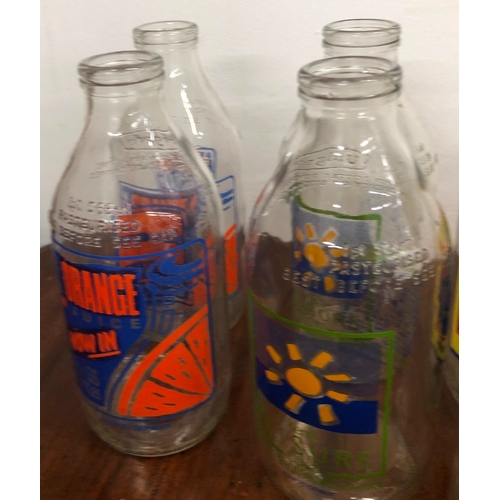 1012 - 30 various vintage glass advertising milk bottles including Colgate, Kellogg's Corn Flakes, Get the ... 