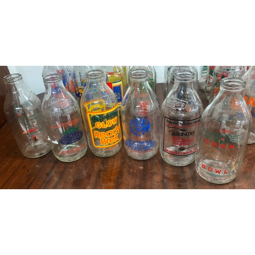 1012 - 30 various vintage glass advertising milk bottles including Colgate, Kellogg's Corn Flakes, Get the ... 