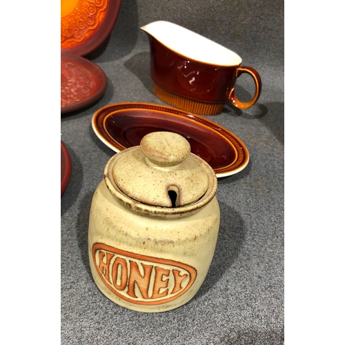 1203 - A quantity of various stoneware including 3 Tregaron Cymru pots with lids etc.