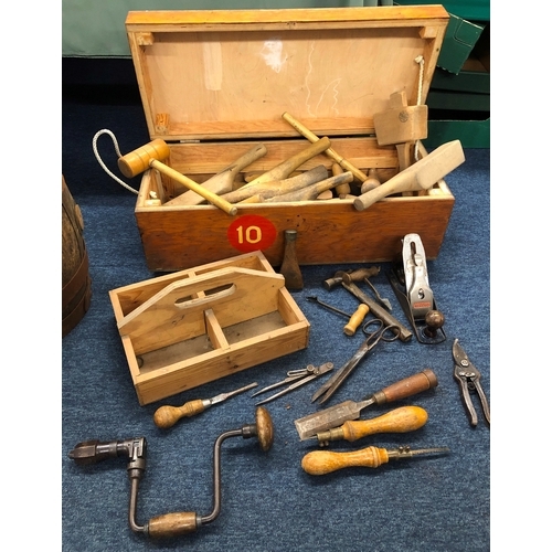 1032 - A quantity of various wood working tools, mallets, chisels etc. with large box, 70 x 30 x 26cm etc.