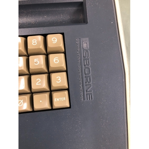 1073 - Vintage Osborne Large Floppy Disk Portable Computer with keyboard. Model OCC 2 Serial number EDCA 00... 