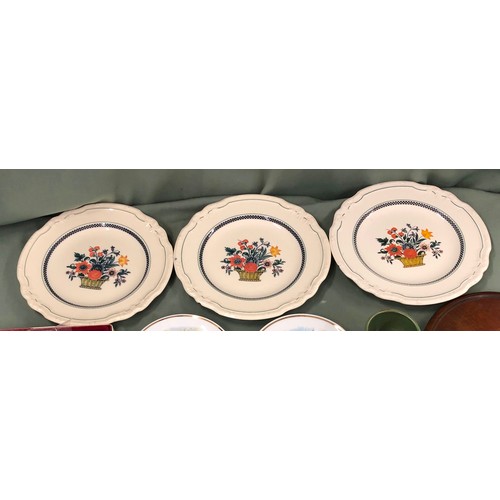 1310 - 3 Wedgwood plates with floral pattern (chips to back edges), a Royal Doulton Christmas Carol plate, ... 