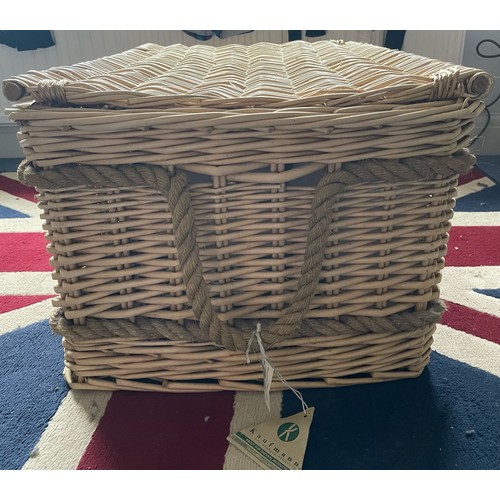 1382 - A wicker basket with rope handles 44cm high, 68cm wide, 54cm deep. This item is not held by PF Windi... 