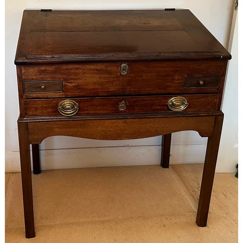 1397 - A 19th century mahogany small desk, 102cm high, 84cm wide, 51cm deep, good condition. This item is n... 