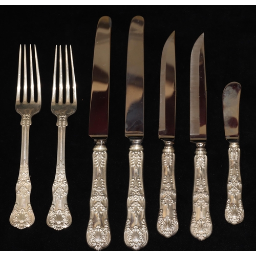 252 - A pair of Tiffany & Co. sterling silver dinner forks, a pair of matching dinner knives, a pair of ma... 