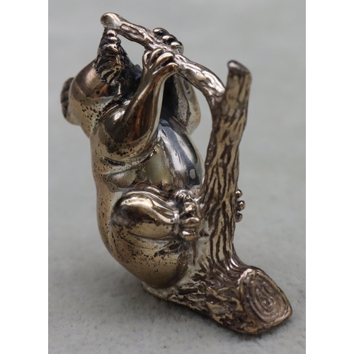 257 - A Saturno 925 silver Koala on branch, 3.5cm high, 0.97oz