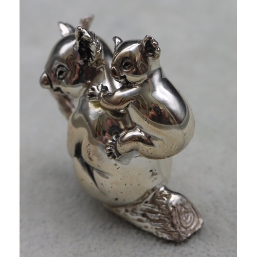 258 - A Saturno 925 silver Koala and Cub on tree trunk, 4cm high, 1.3oz