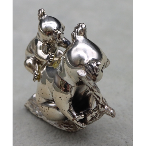 258 - A Saturno 925 silver Koala and Cub on tree trunk, 4cm high, 1.3oz