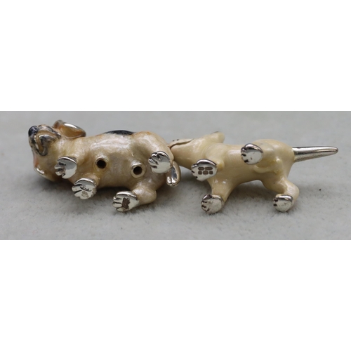 262 - 2 925 silver and enamelled small figures of dogs 