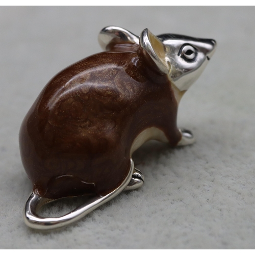 270 - A Saturno 925 silver and enamelled Mouse, 3.5cm long, 0.48oz