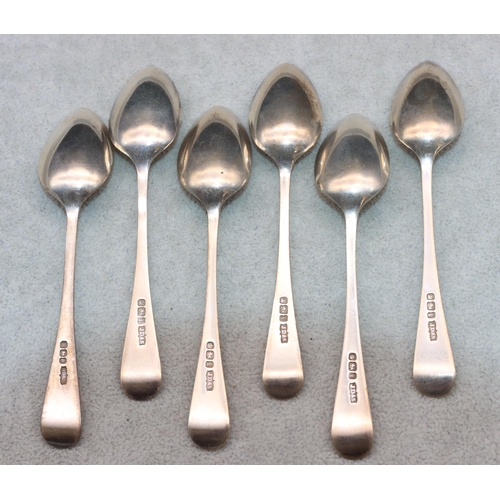 315 - A set of 6 Sheffield silver teaspoons in fitted black leather case, 1.8oz