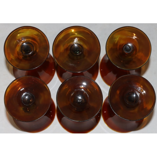 43 - A set of 6 Georgian brown trumpet shaped glasses on round bases, 12cm high, 6 matching Georgian Bris... 