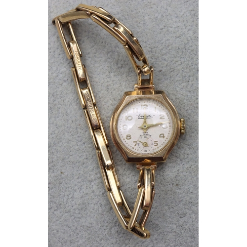 533 - A 9ct gold ladies' Everite wristwatch with seconds dial and Arabic numerals, expanding strap bracele... 