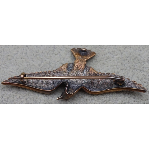 540 - A 15ct gold brooch in the form of a bird in flight, 5.5cm wide, 6.2 grams