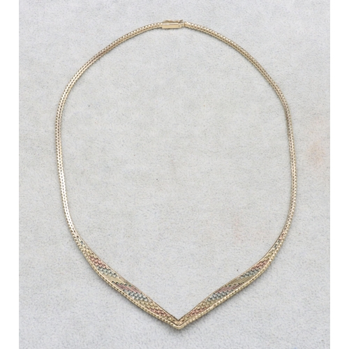 555 - A 9ct 3-coloured gold flat linked necklace, 40cm long, 15.6 grams