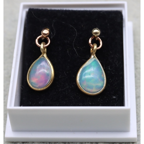 572 - A pair of 9ct gold opal drop earrings, 2cm long