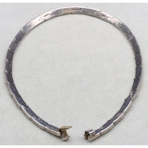 589 - A Mexican silver articulated collar necklace, 81.8 grams