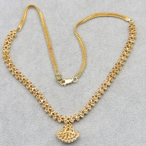 612 - A 22ct gold Indian diamond drop necklace, 38.5cm long, 25.5 grams gross