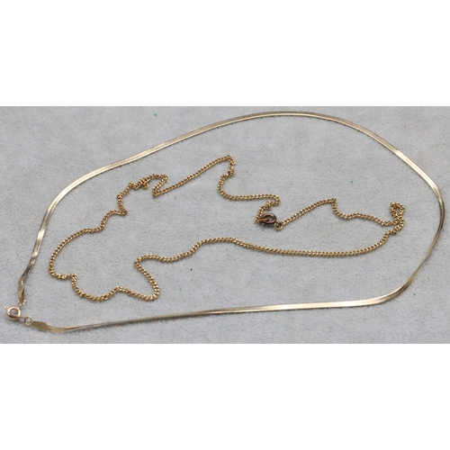 641 - A 9ct gold thin chain, 48cm long with later silver clasp and a 9ct gold flat linked chain, 6.6 grams... 