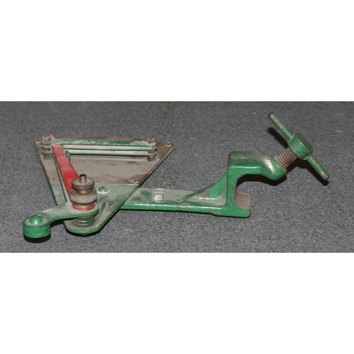 882 - A Railway Abtus Voidmeter track tool VM33, 29cm wide