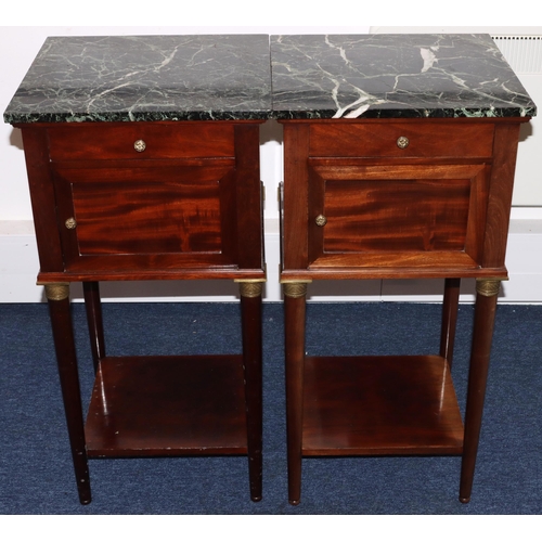 983 - A pair of 19th/20th Century mahogany bedside cupboards with green marble tops (1 in need of restorat... 