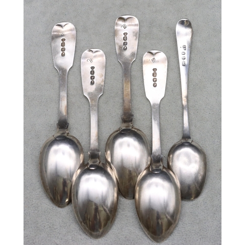 330 - A set of 4 Georgian silver teaspoons and another Georgian silver teaspoon, 3.5oz (5)