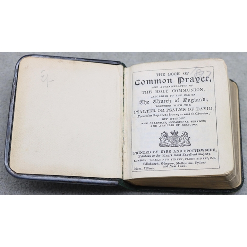 359 - An Edward VII small prayer book with embossed silver front, London 1903, embossed cupid head motifs