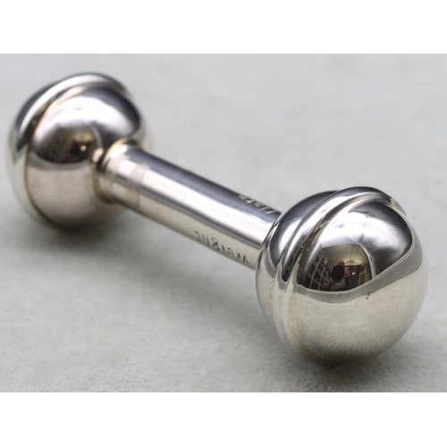 391 - A modern Birmingham 925 silver baby's rattle in the form of a dumb weight, 11cm long, 1oz