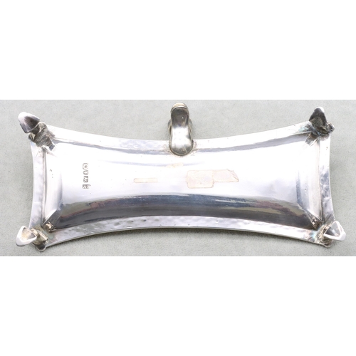 398 - An early George III silver rectangular shaped snuffer tray with raised ball rim and scroll handle on... 