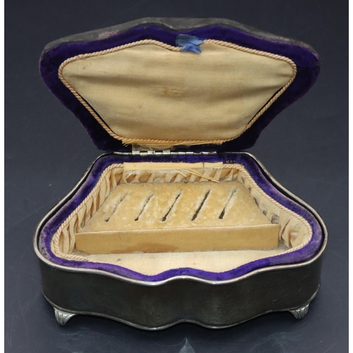 426 - An Edward VII silver scallop shaped trinket box with hinged pin cushion top enclosing part fitted in... 