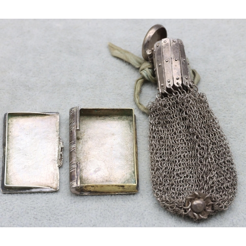 453 - A Continental silver snuff box in the form of a book (hinge to top a/f) and a Continental silver Mis... 