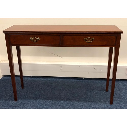 1405 - A good quality reproduction mahogany hall table with 2 drawers, 106.5cm wide, 31.5cm wide, 77cm high... 