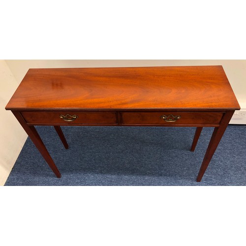 1405 - A good quality reproduction mahogany hall table with 2 drawers, 106.5cm wide, 31.5cm wide, 77cm high... 