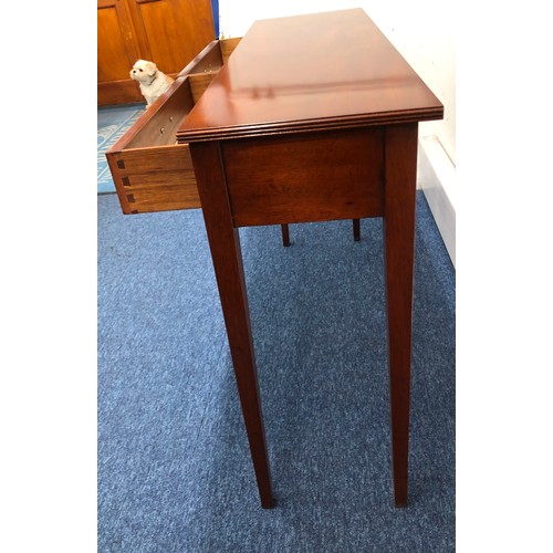 1405 - A good quality reproduction mahogany hall table with 2 drawers, 106.5cm wide, 31.5cm wide, 77cm high... 