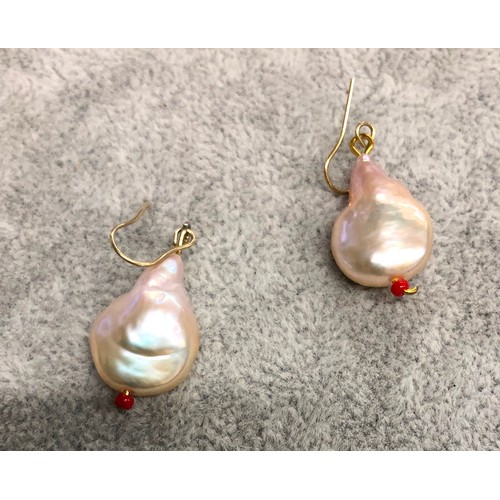 1280 - A pair of blister pearl earrings, 3.5cm long