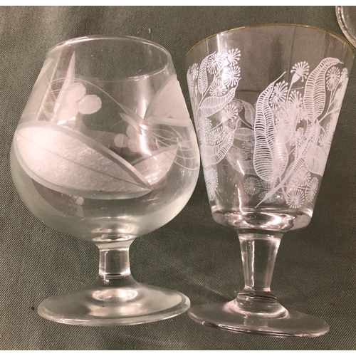 2016 - A set of 6 goblets with etched leaf pattern and 6 brandy glasses with etched leaf pattern.