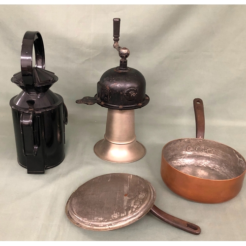 2054 - A vintage French Vibrophone, 34cm high overall, a railway lamp, 33cm high and a copper pan with lid.