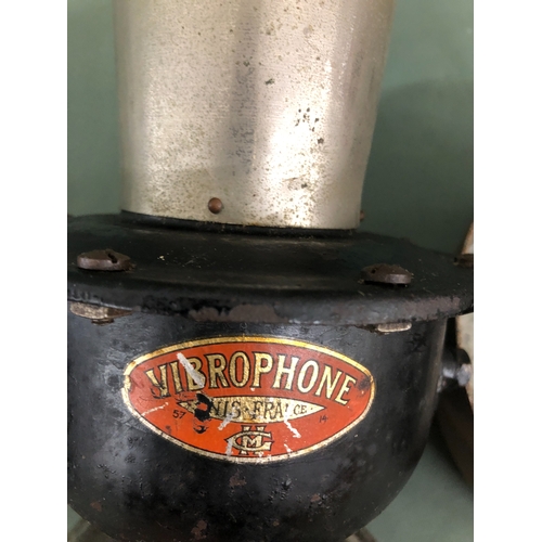 2054 - A vintage French Vibrophone, 34cm high overall, a railway lamp, 33cm high and a copper pan with lid.