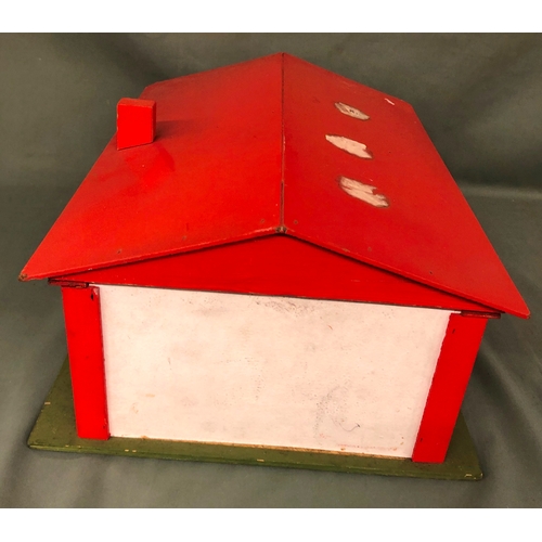 2056 - A Vintage single storey dolls house, 51cm wide, 46cm deep, 21cm high.