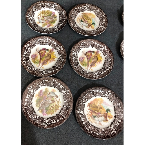 2059 - A Royal Worcester Palissy Games Series 6-place service, 6 dinner plates, 6 medium plates, 6 side pla... 